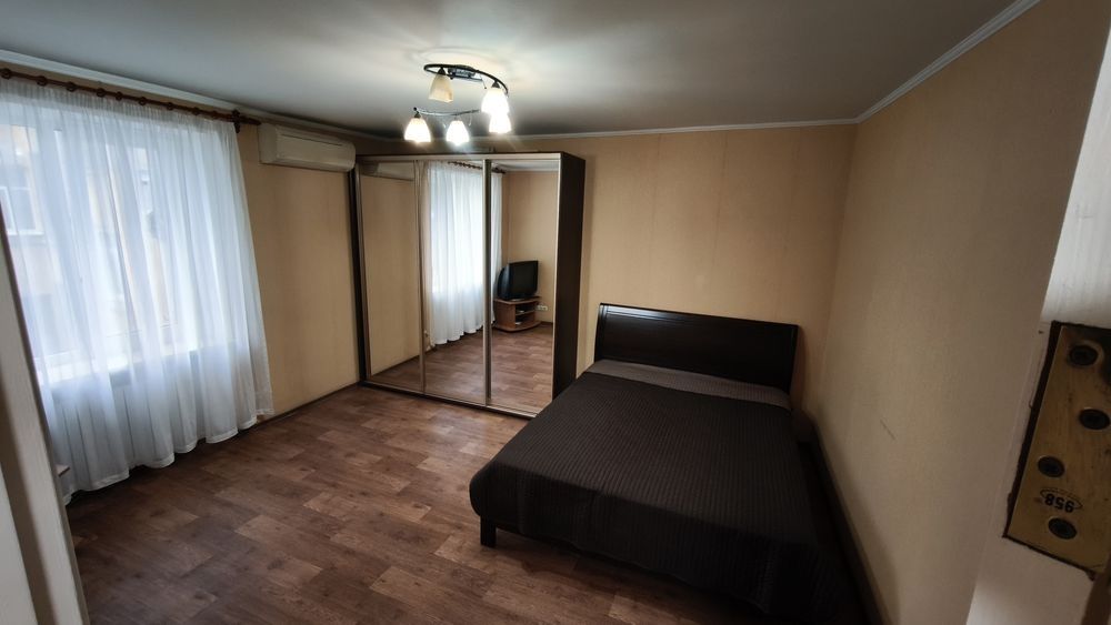 Сдам 1 ком. кв. центре, ул. Л. Толстого (К. Муратовой)/Новосельского