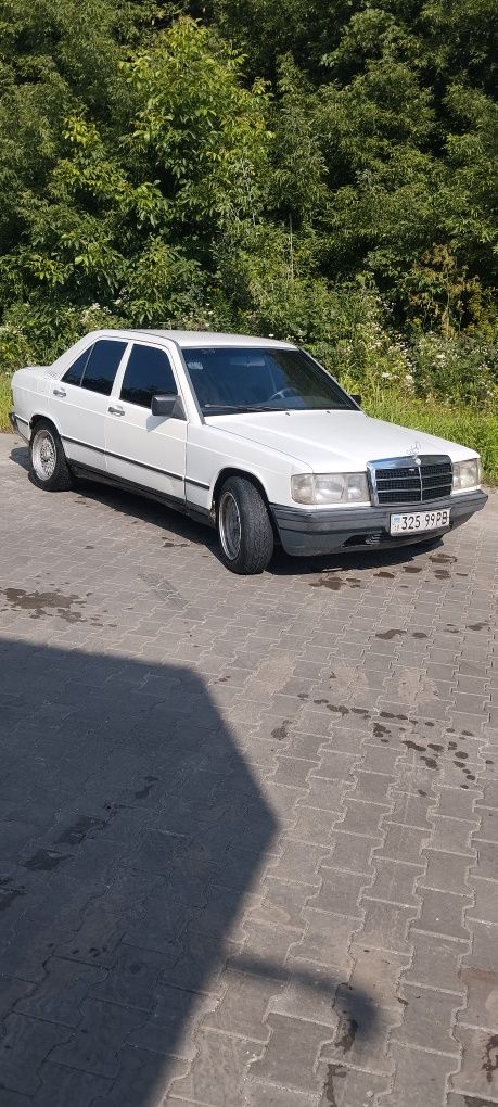 Продам Мерседес 190