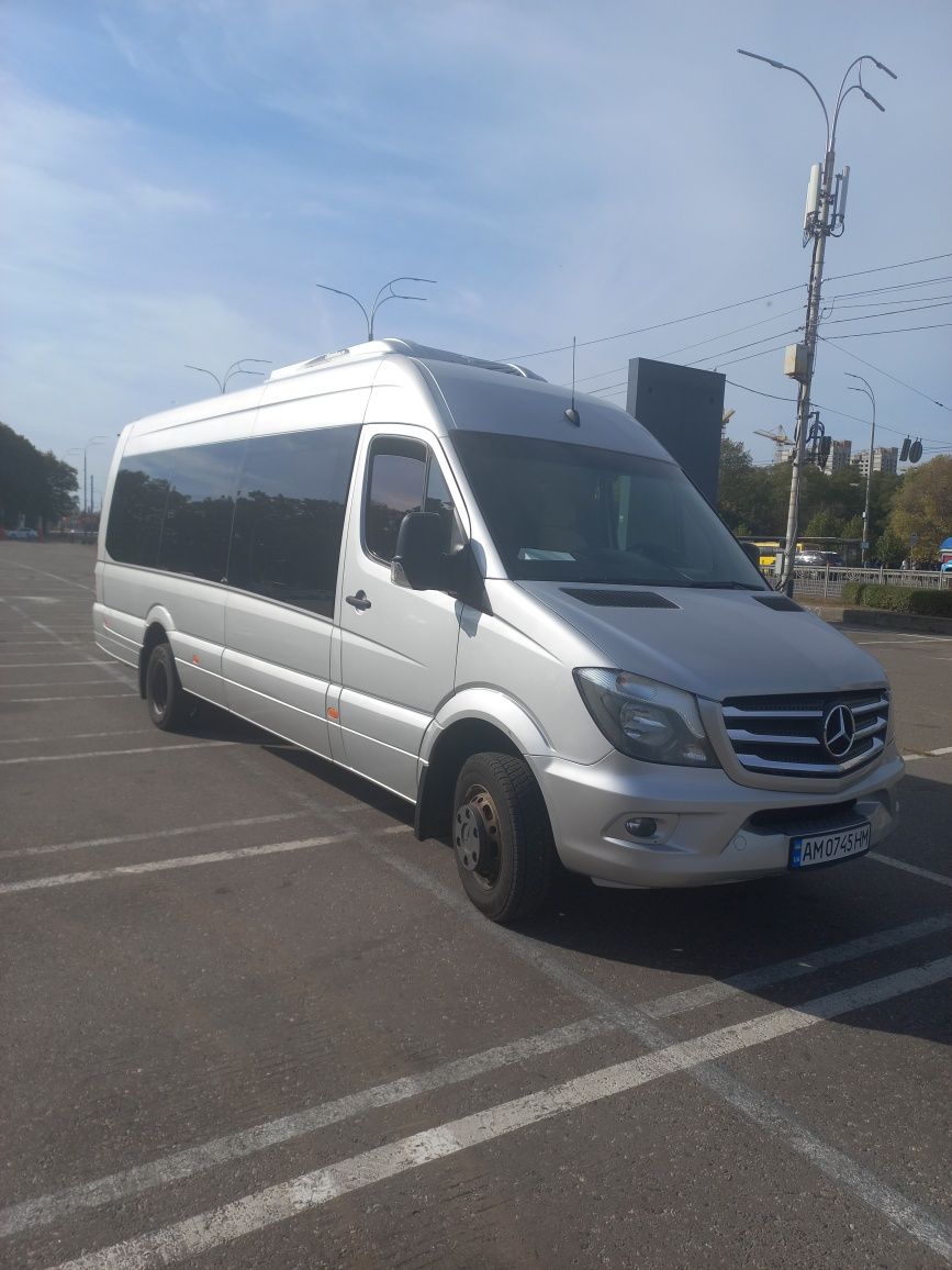 Виїзд за кордон. Заказ мікроавтобуса 8- 23 місць, minibus rental seats