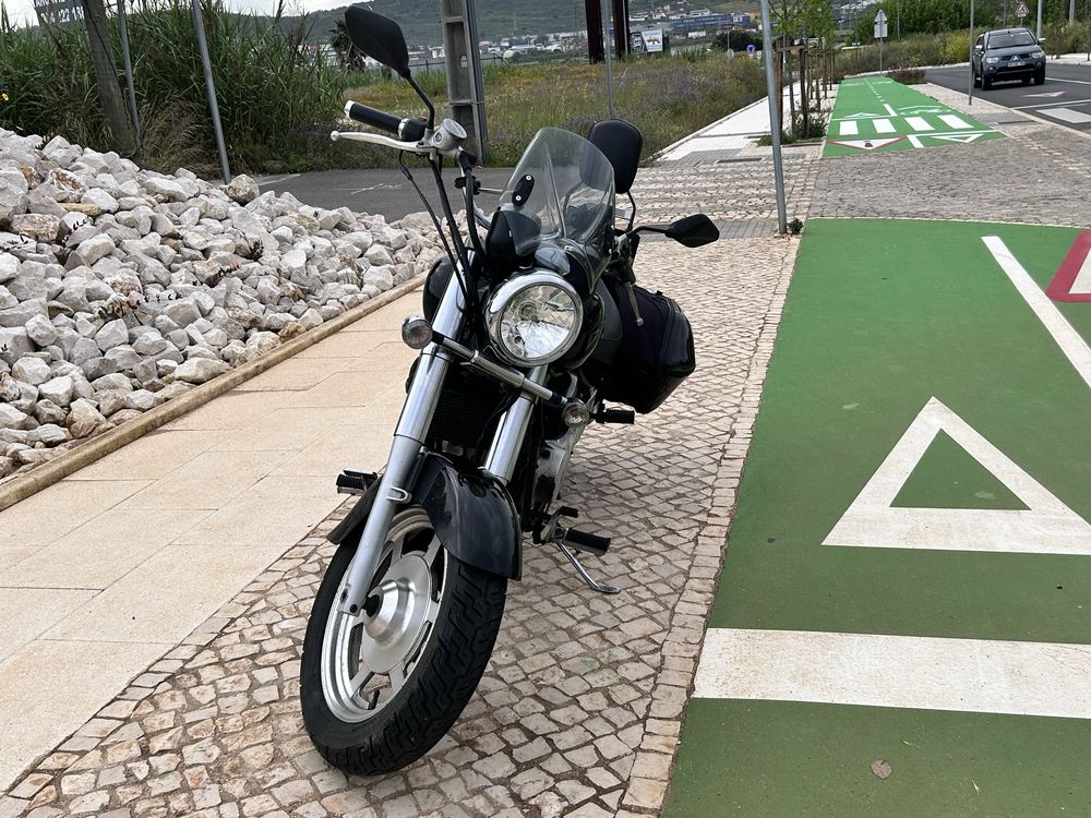 Hyosung GV 250 com extras
