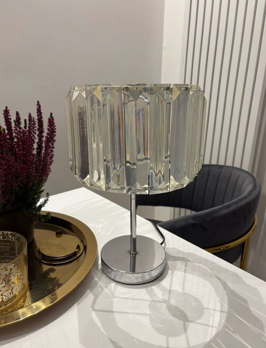 serbrna lampa lampka kryształy nocna stołowa cyrkonie glamour