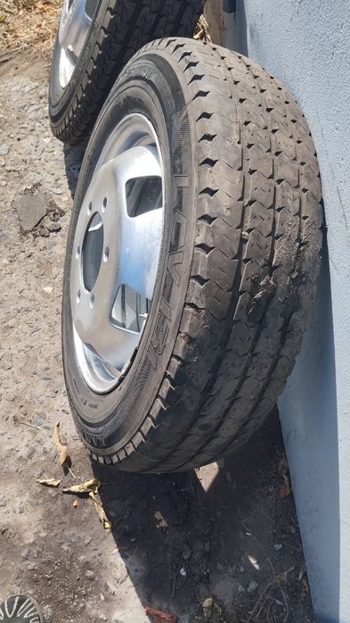 Продам шину с диском  а/я Газель (запаска)