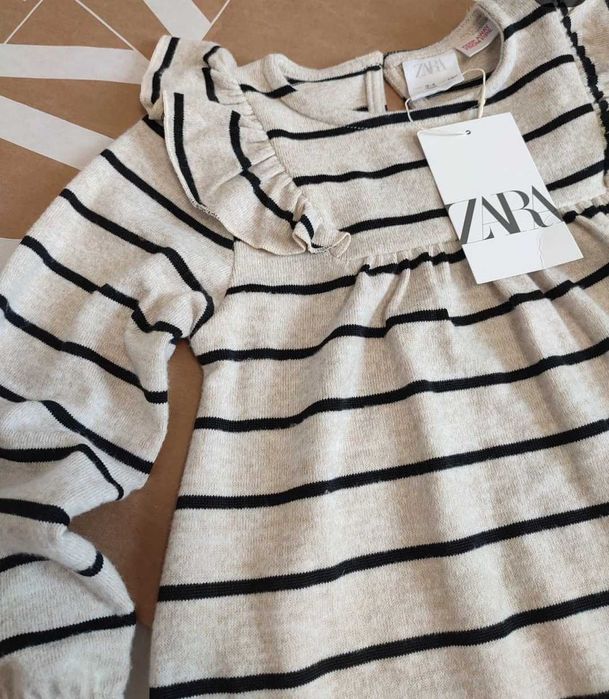 Тепла сукня  Zara 110 см