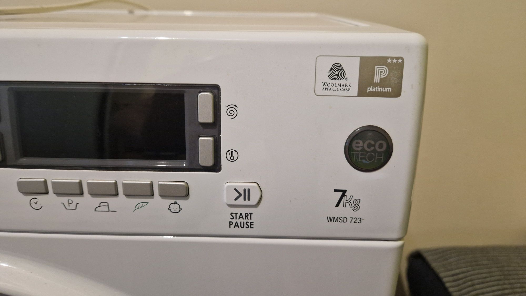 Sprzedam pralkę Hotpoint Ariston WMSD 723 B EU