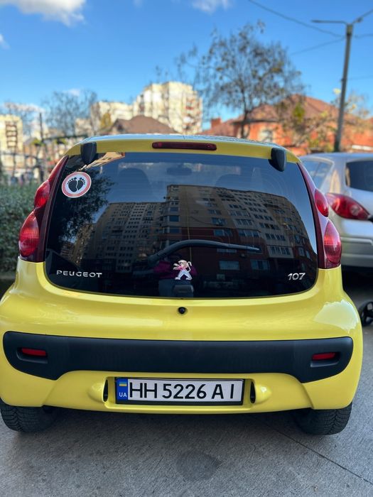 Peugeot 107. 2012 року.