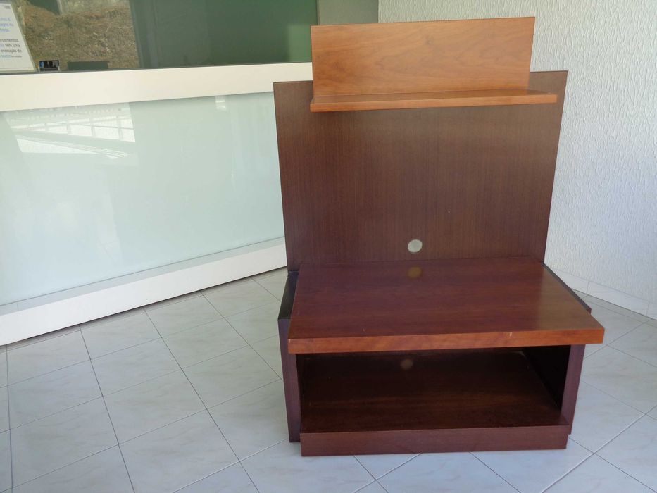 Móvel para TV e HI-Fi