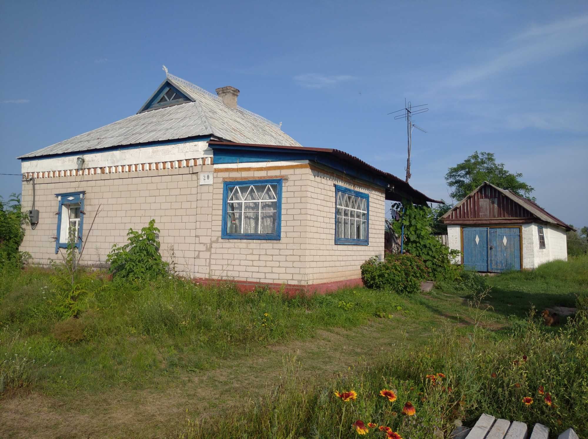 Земельну ділянку 2,4 га. в селі Шульгівка,