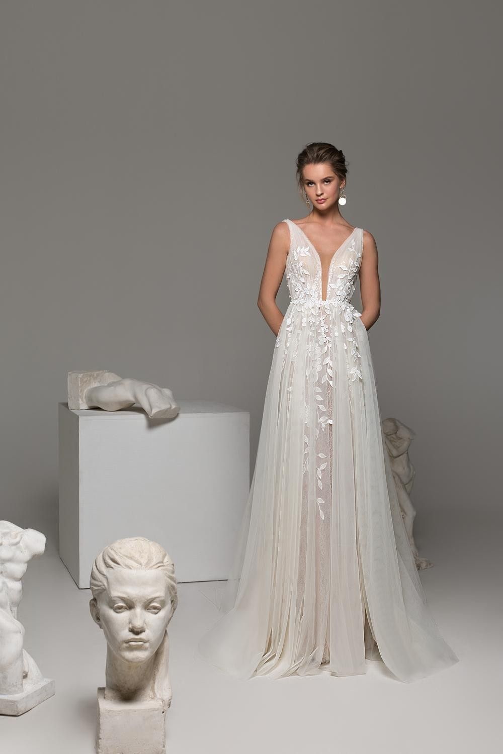 Весільна сукня, Eva Lendel