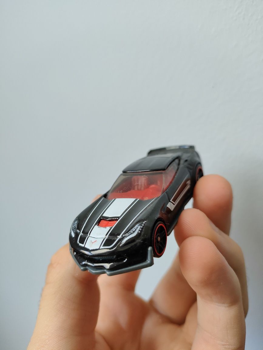 Hot wheels corvette c7 z06 , autko