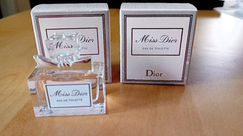 Damska woda toaletowa  Miss Dior miniaturka 5 ml