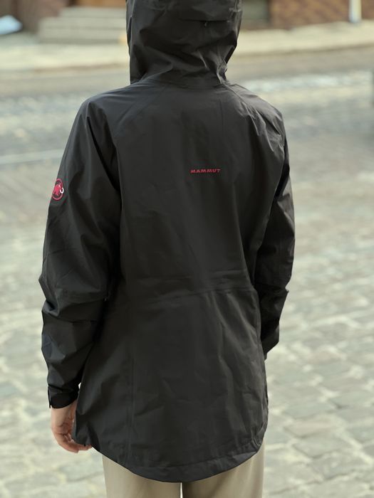 Куртка Mammut жіноча gore-tex оригінал нова трекінгова вітровка чорна