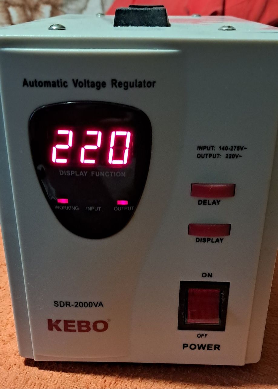 Стабилизатор напряжения Kebo SDR-2000VA