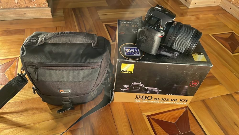 Nikon d90 18-105 vr Kit