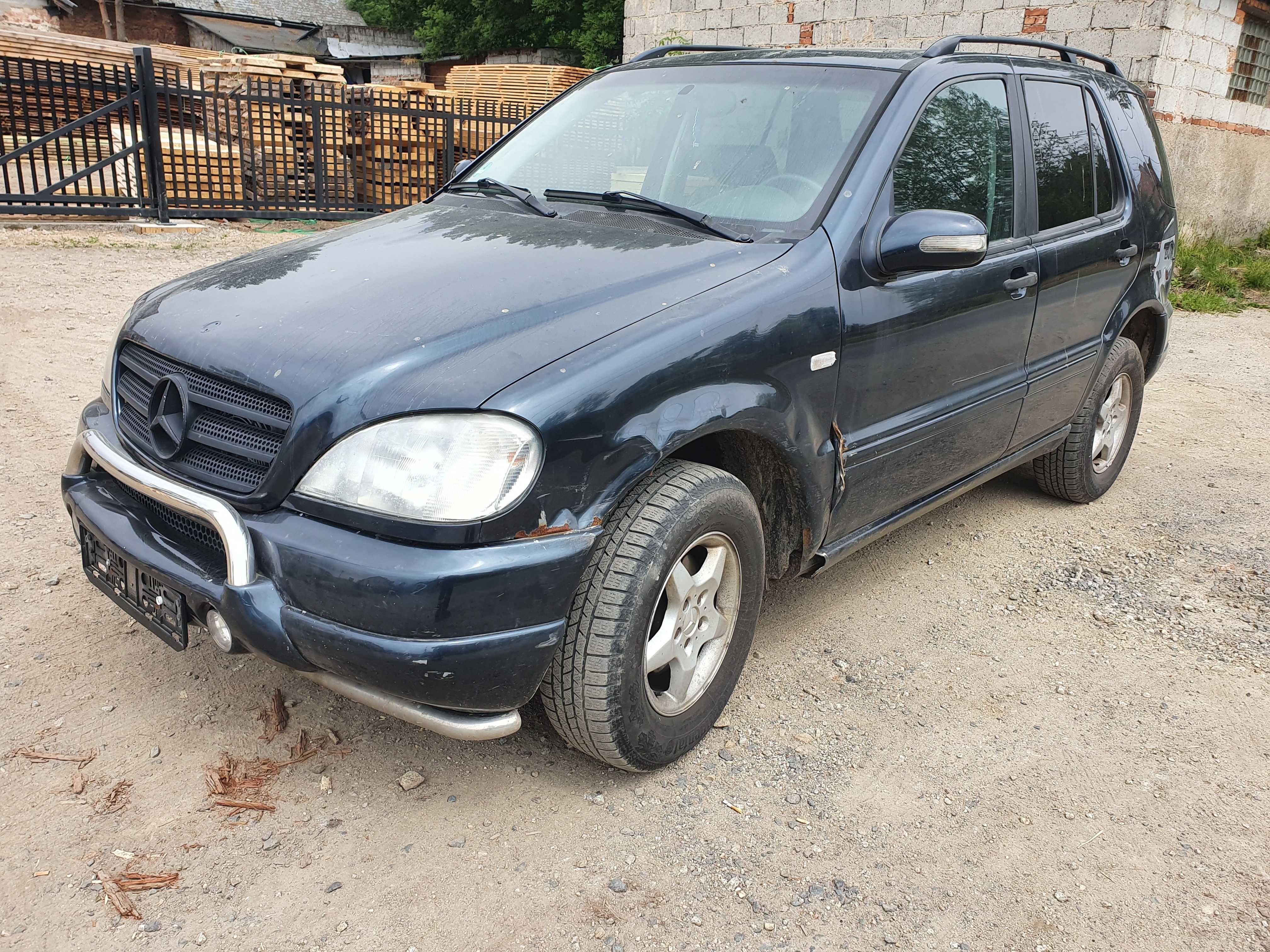 Mechanizm wycieraczek  mercedes ML163