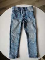 Spodnie jeans w serduszka rozmiar 110