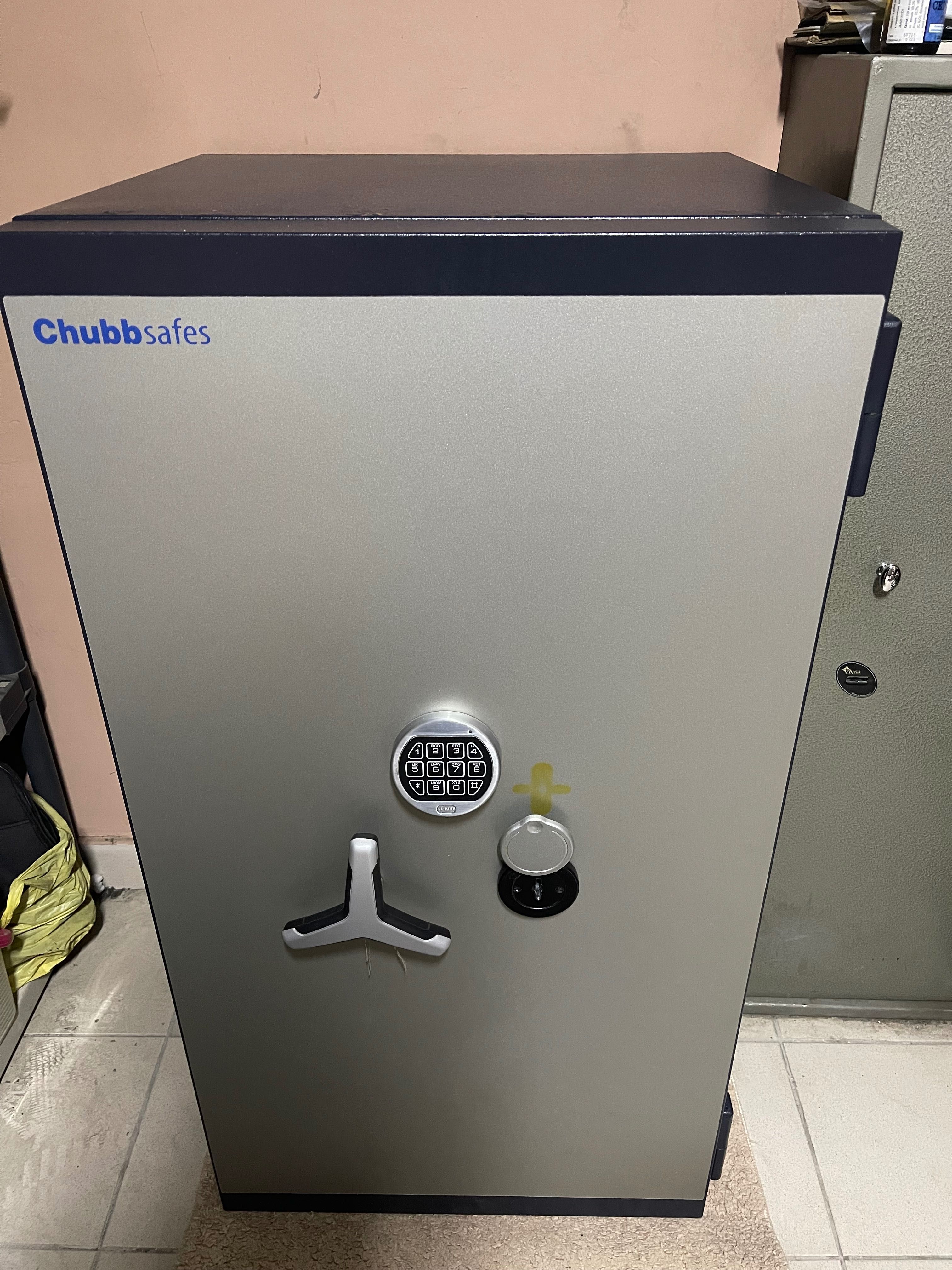 сейф ChubbSafes DuoGuard  200