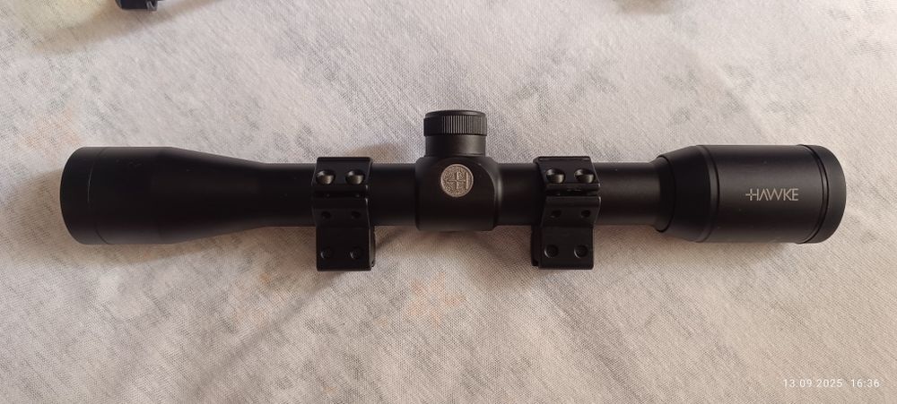 Продам оптичний приціл HAWKE Fast Mount 4x32 сітка Mil Dot ( 11301)