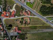 Duas moradias para reabilitar e terreno com mais de 4.000m2 - Casal No