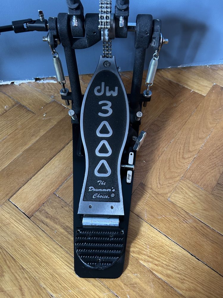 DW 3002 podwójna stopa perkusyjna