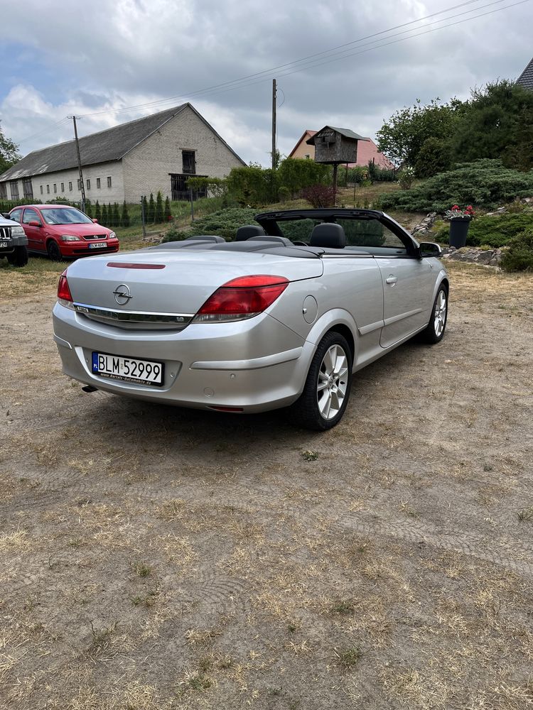 Opel Astra TwinTop 1.8 140km KeylessGo Multifunkcja Radio 2DIN