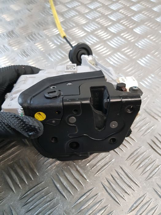 Zamek Drzwi Lewy Tył 8Pin 4F0839015 Audi A6 C6 Eu