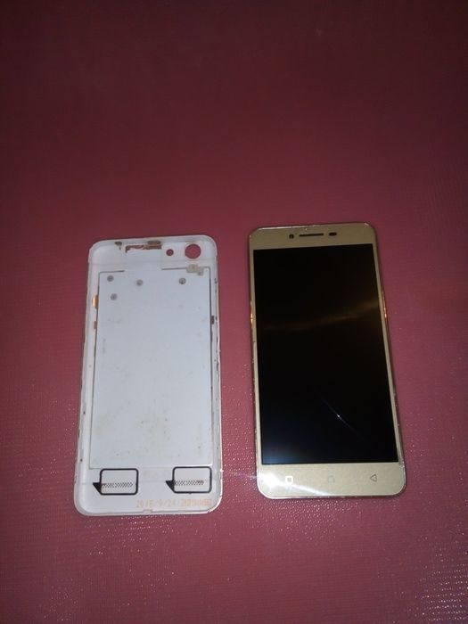 Телефон lenovo A6020a40(на запчастини).