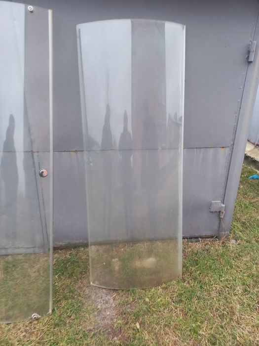 Двери для душевой кабины бокса.в отл.состоянии