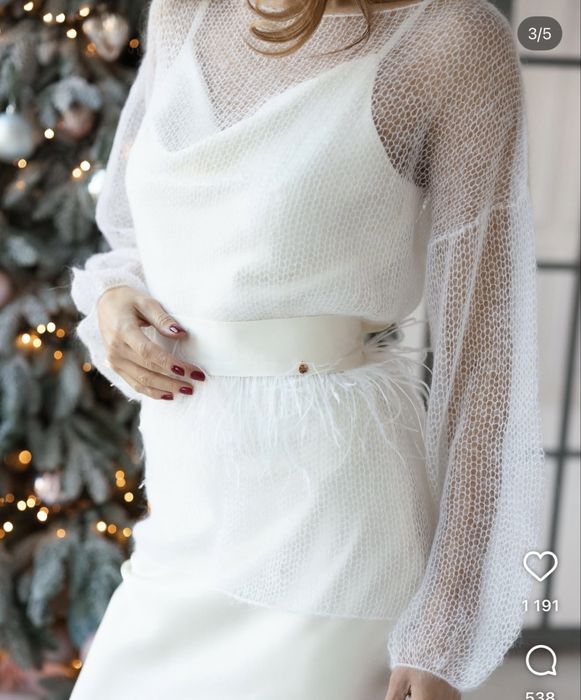 Сукня, светр та пояс бренду «Like Angel»