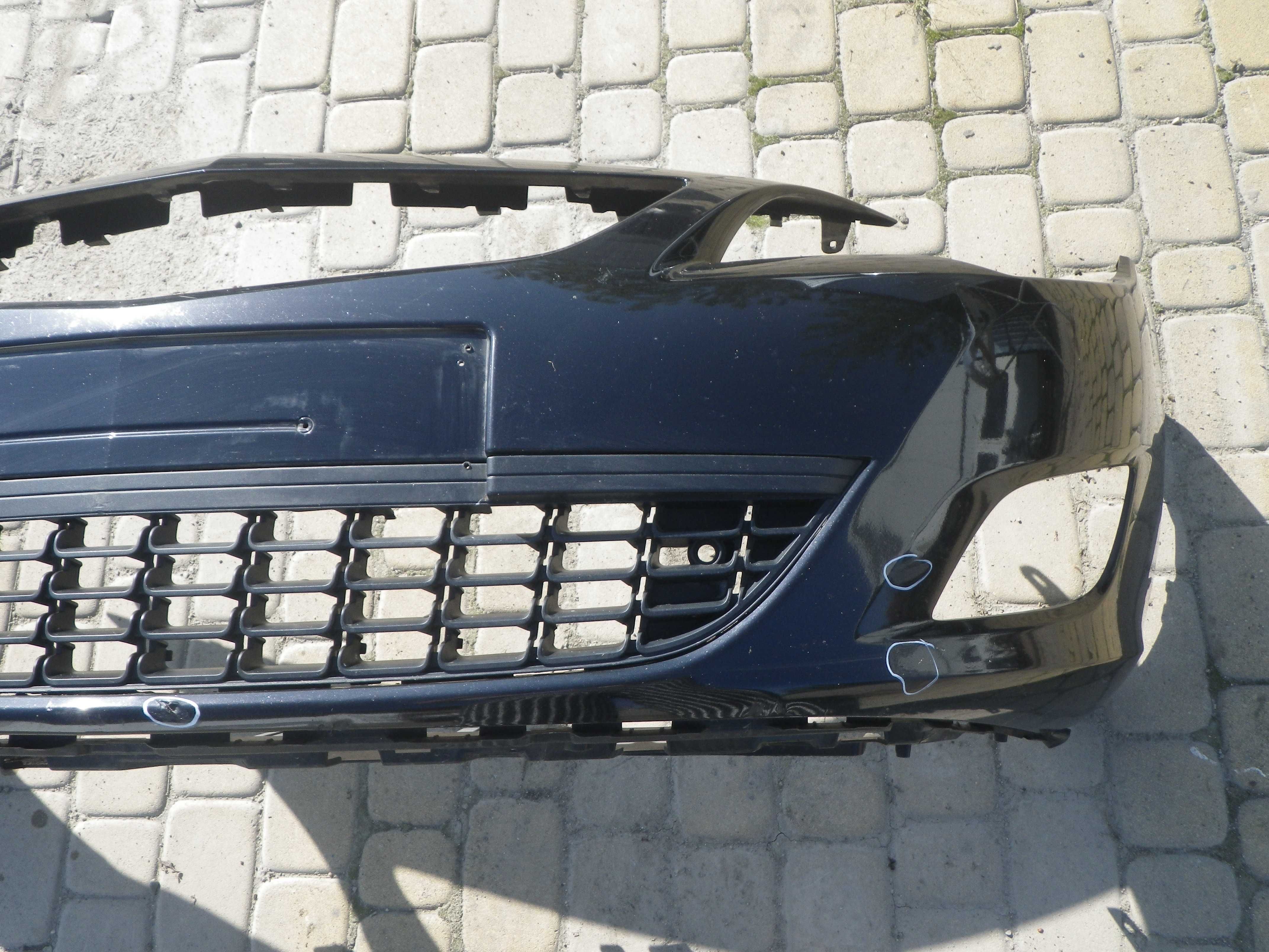 Zderzak przód przedni Opel Astra IV 4 J 09-12