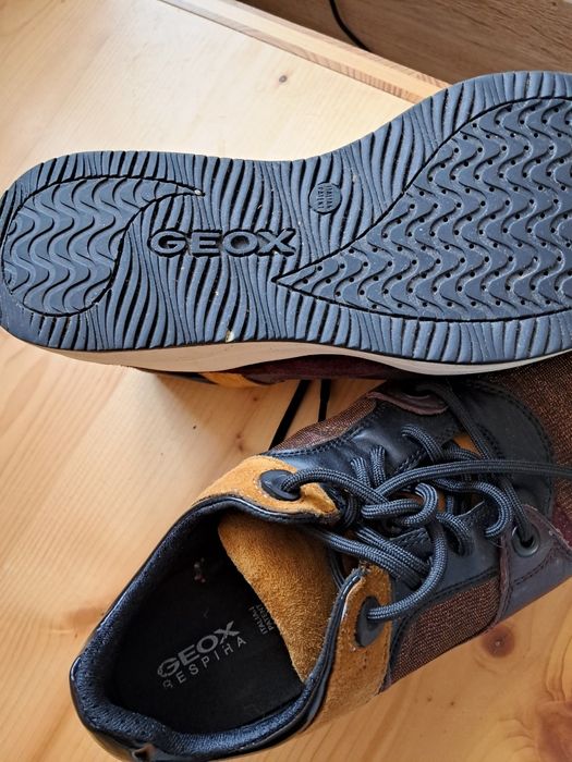 Кросівки, Geox. 38-39