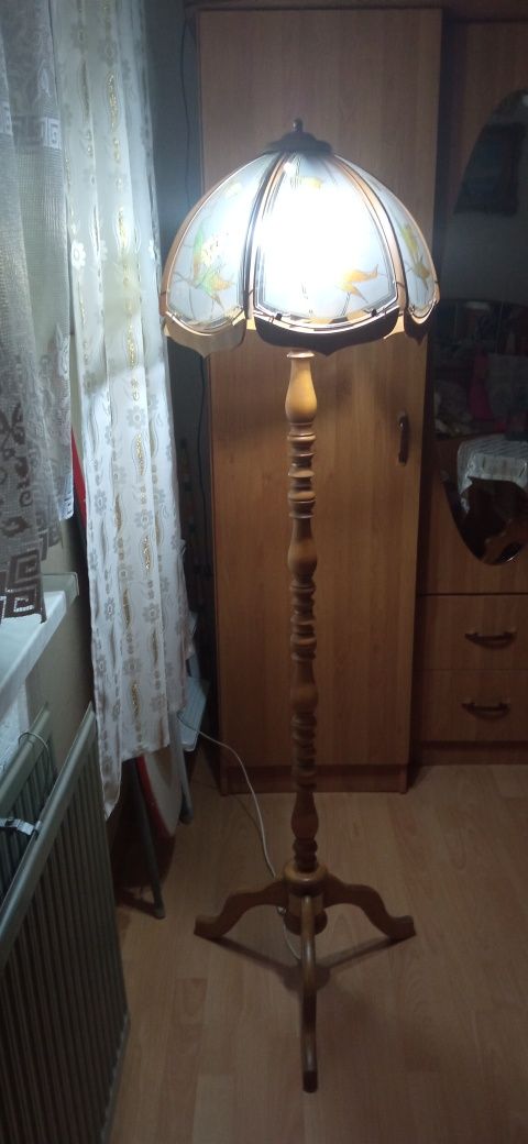 Sprzedam lampe stojaca