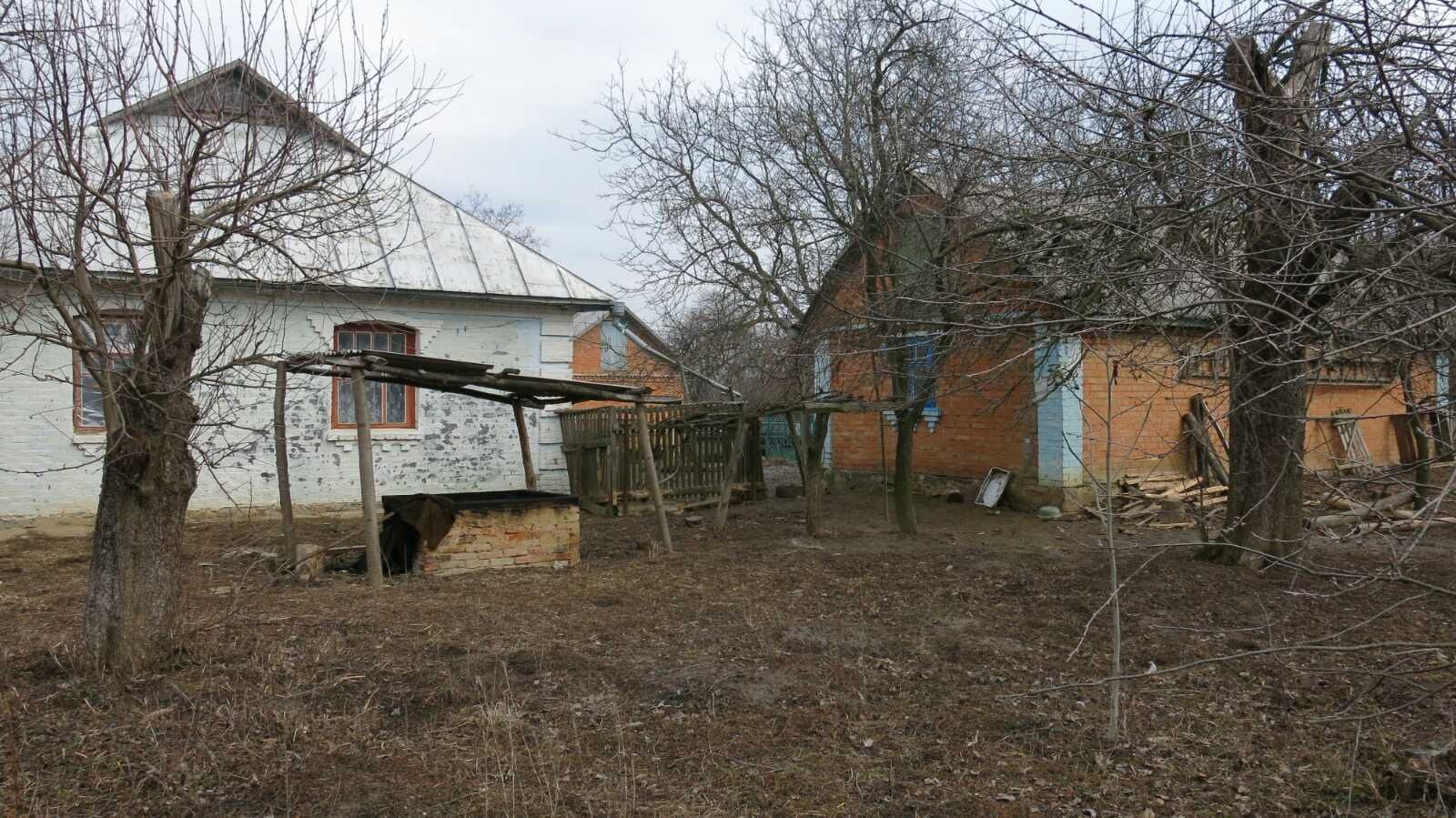 Продам Хату в селі Байраківка