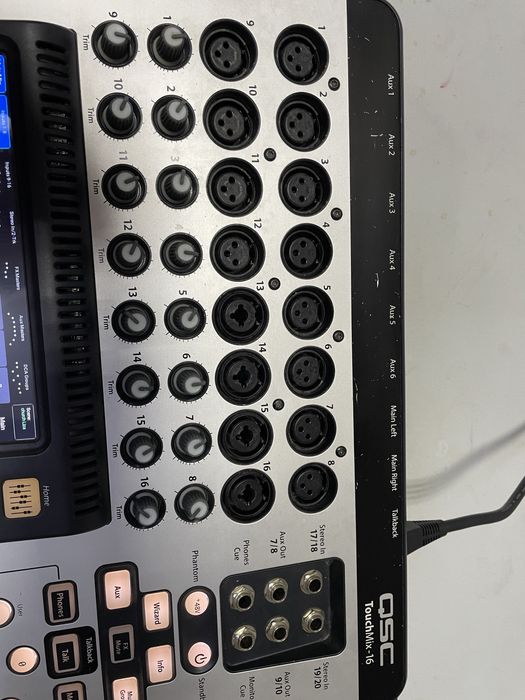Мікшерний пульт QSC TouchMix 16 б/в
