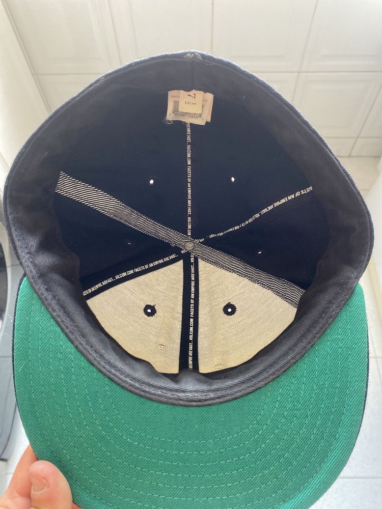 Chapéu da volcom novo
