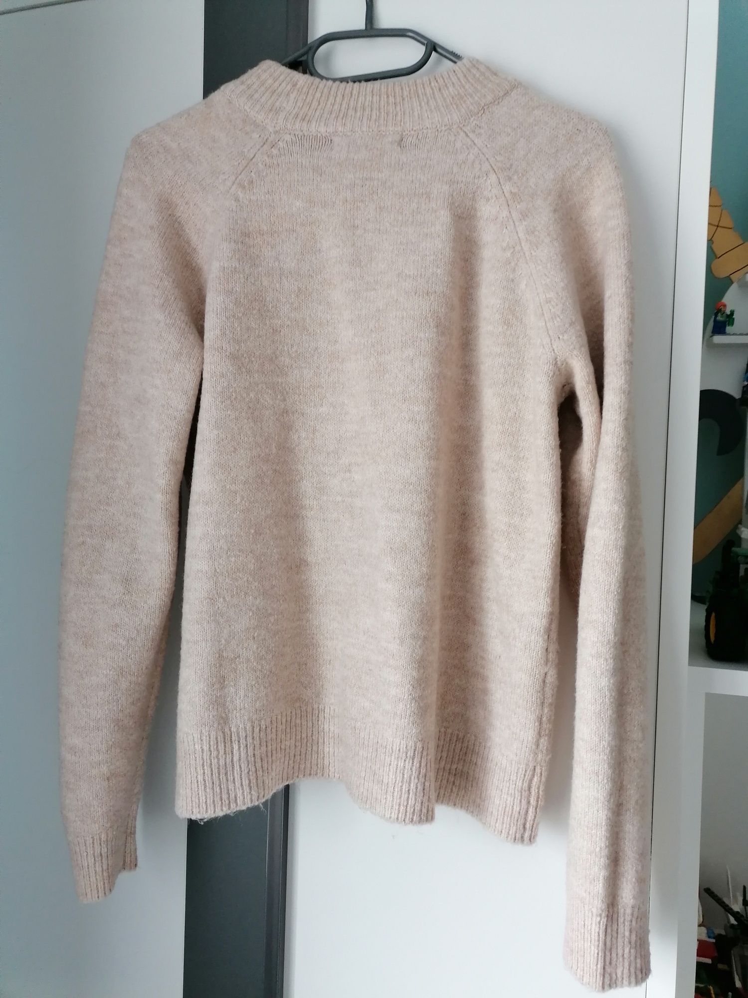 Beżowy kremowy sweter sweterek 36 S Reserved