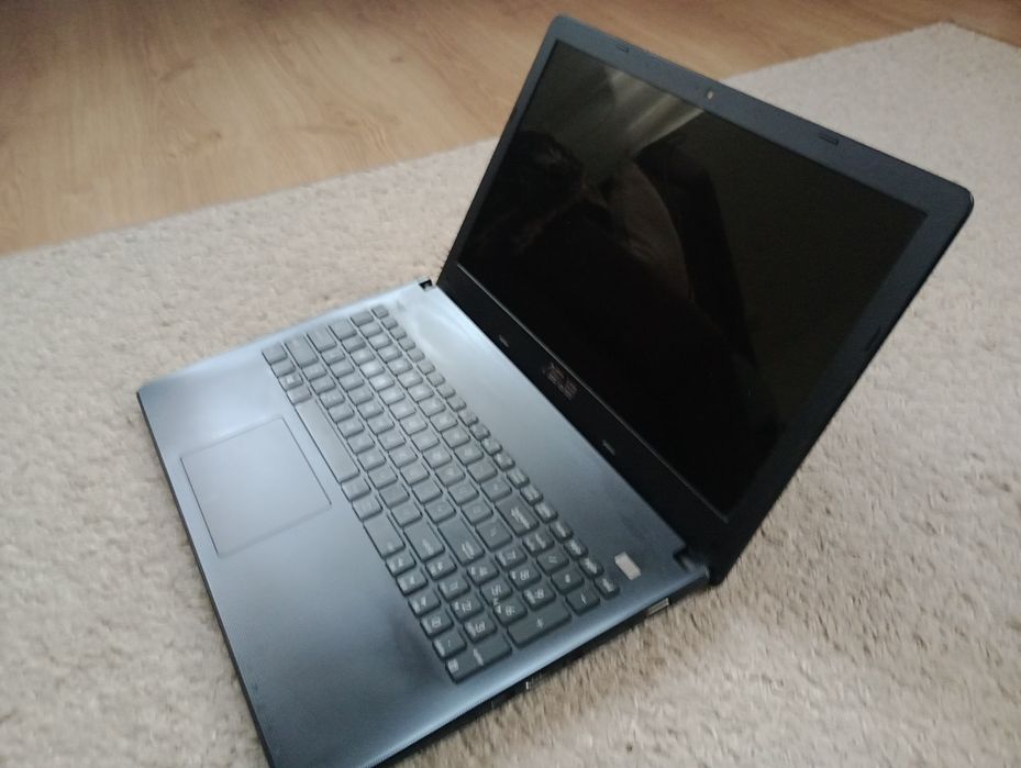 Laptop Asus 501A/ stan bdb/ 16cali /nowa bateria/ladowarka
