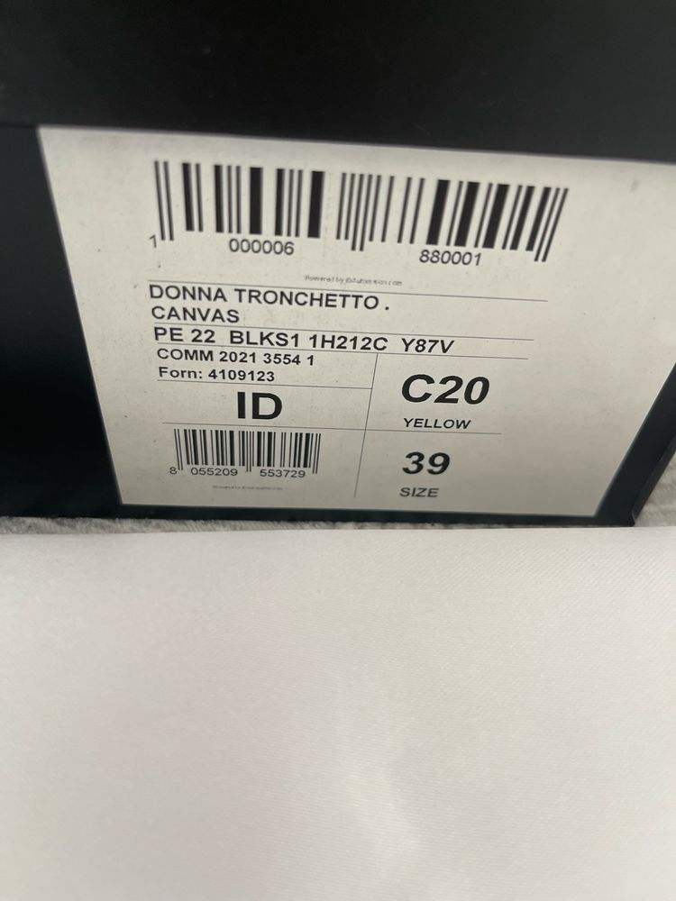 Buty pinko rozm 39