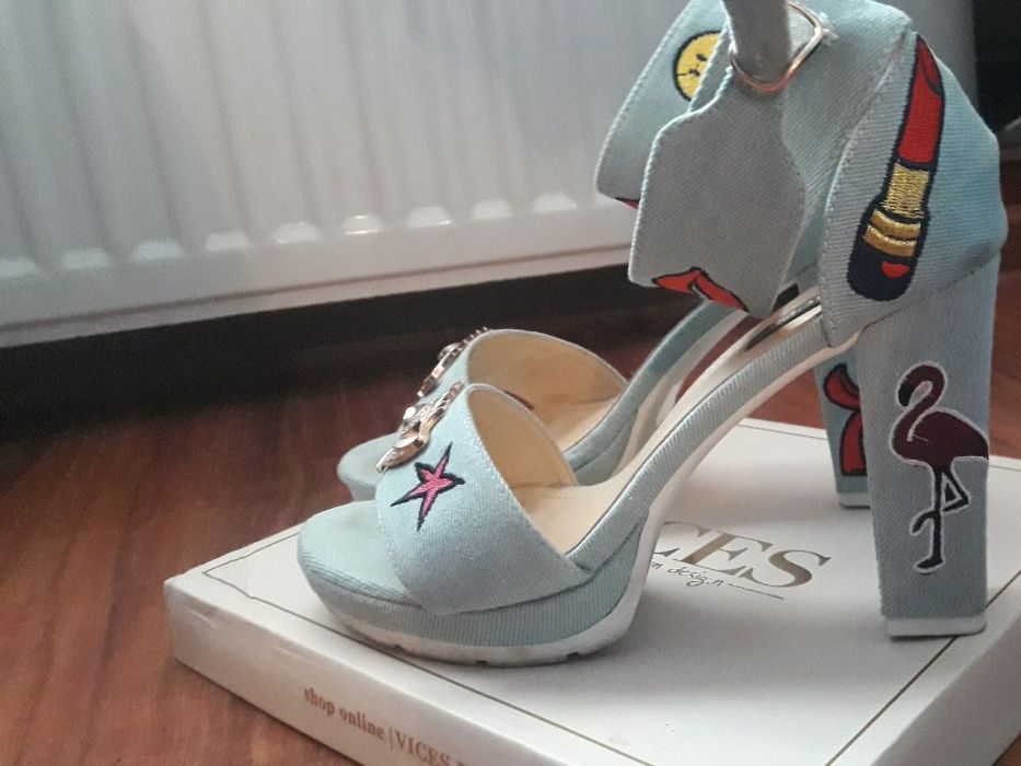 buty damskie młodzieżowe 38