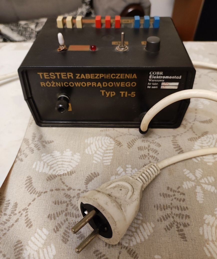 Legendarny tester zabezpieczenia różnicowo-prądowego TI-5