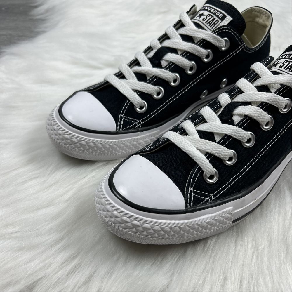 Оригінальні унісекс низькі кеди Converse