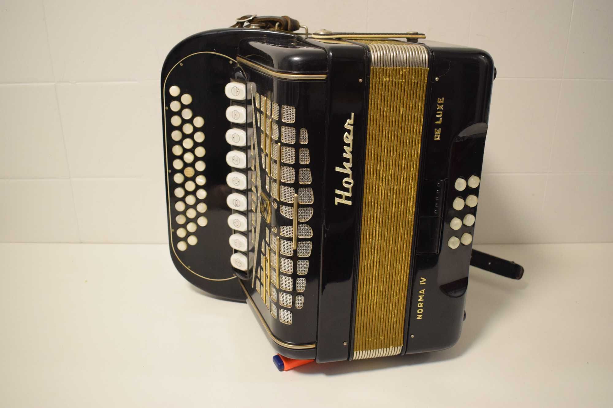 Concertina Hohner Norma IV 4 Voz.Do  .  N  104