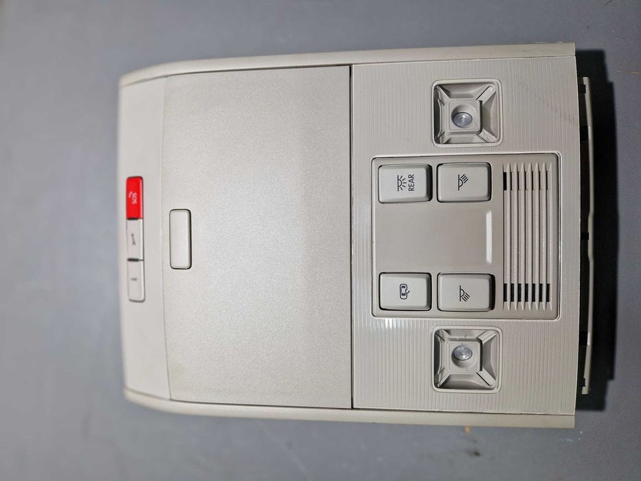 Плафон подсветки салона Volkswagen Atlas 3.6 2018+ 2020 2021 2022 2023