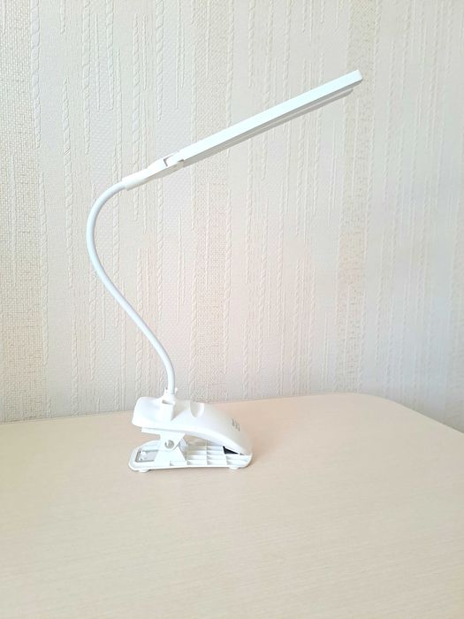 Лед лампа юсб з акумулятором