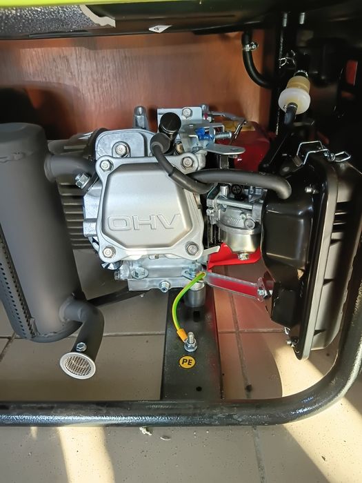 бензиновий генератор pramac es3000 (2.2/2.6 квт)
Тип
Бензиновий
Потужн