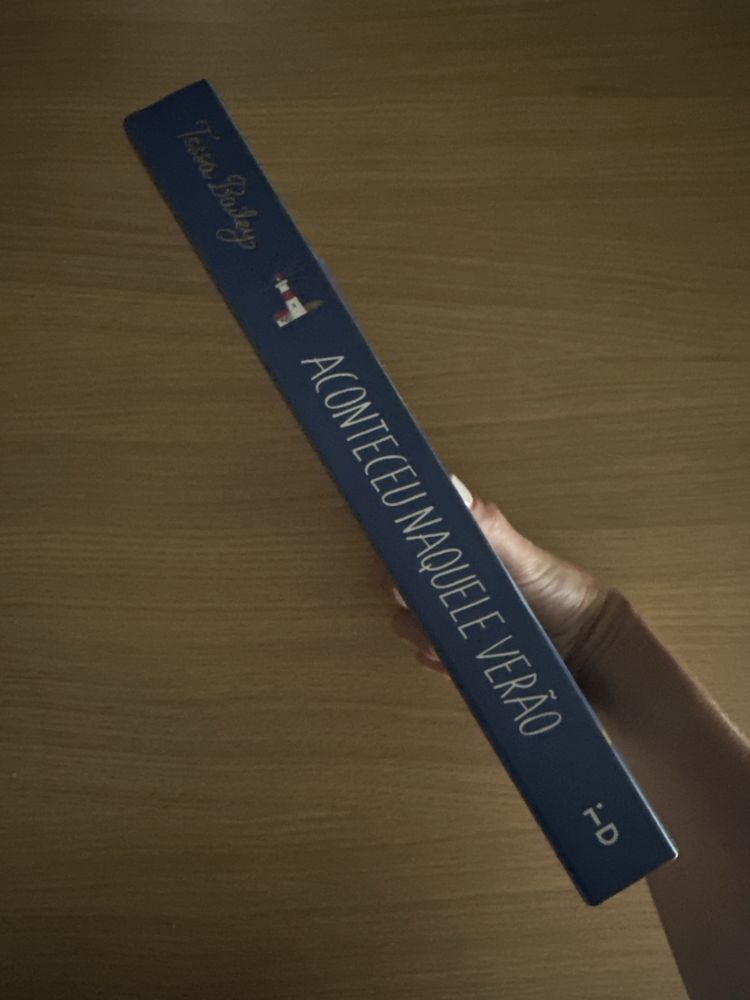 Livro “Aconteceu Naquele Verão”