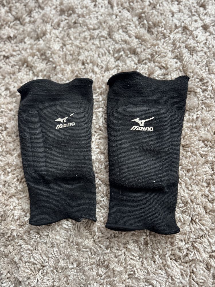 Наколінники наколенники волейбольні Mizuno vs1 m l