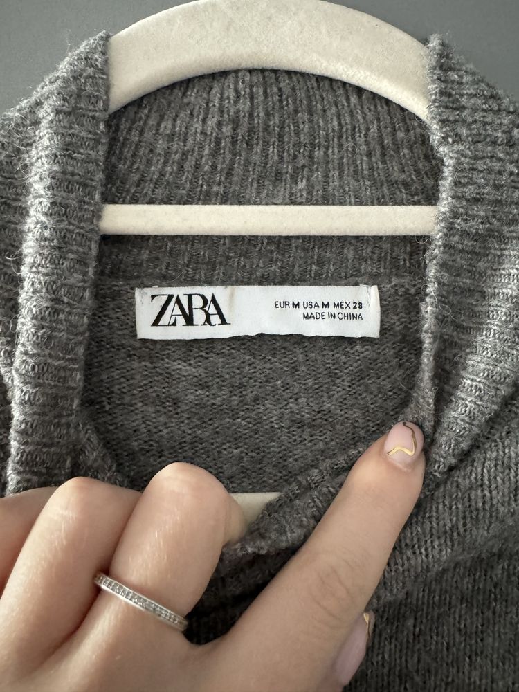 Szary dlugi asymetryczny sweter zara