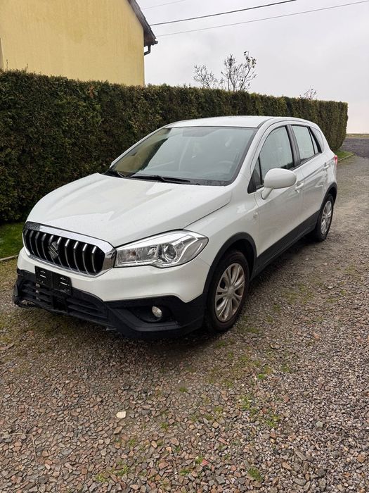 Suzuki SX4 S-Cross Suzuki SX4 s cross