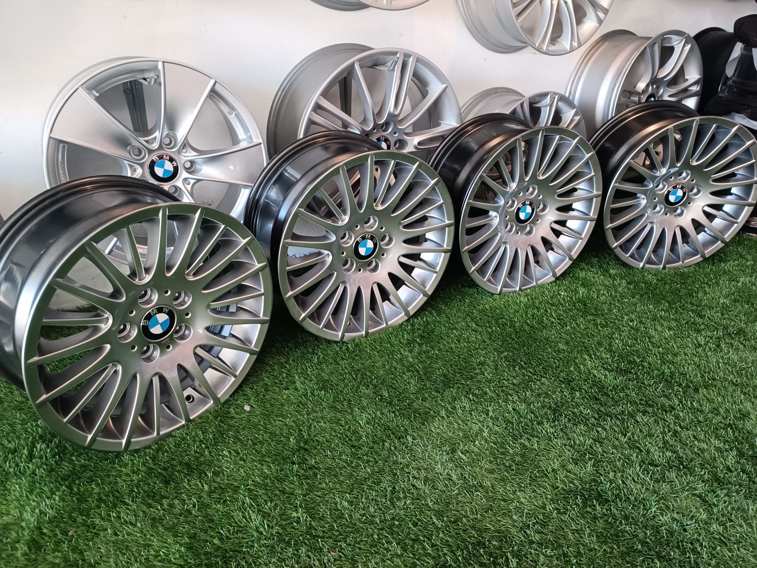 Jantes 17 Bmw originais Style 160 pintura policromio completamente nov