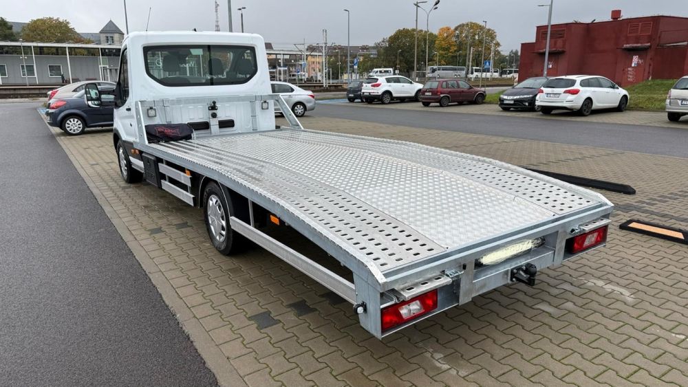 Autolaweta wynajem Nowy Ford od 250 zl